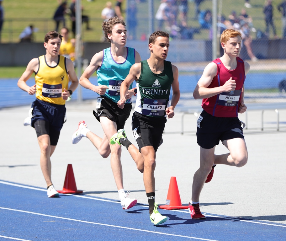L Gillard 10St en route to Silver in the 16 years 1500m - photo credit Athletics NSW